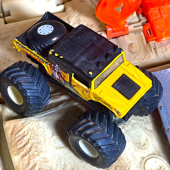 Mini Dragon Slayer - Picture 3 of 3